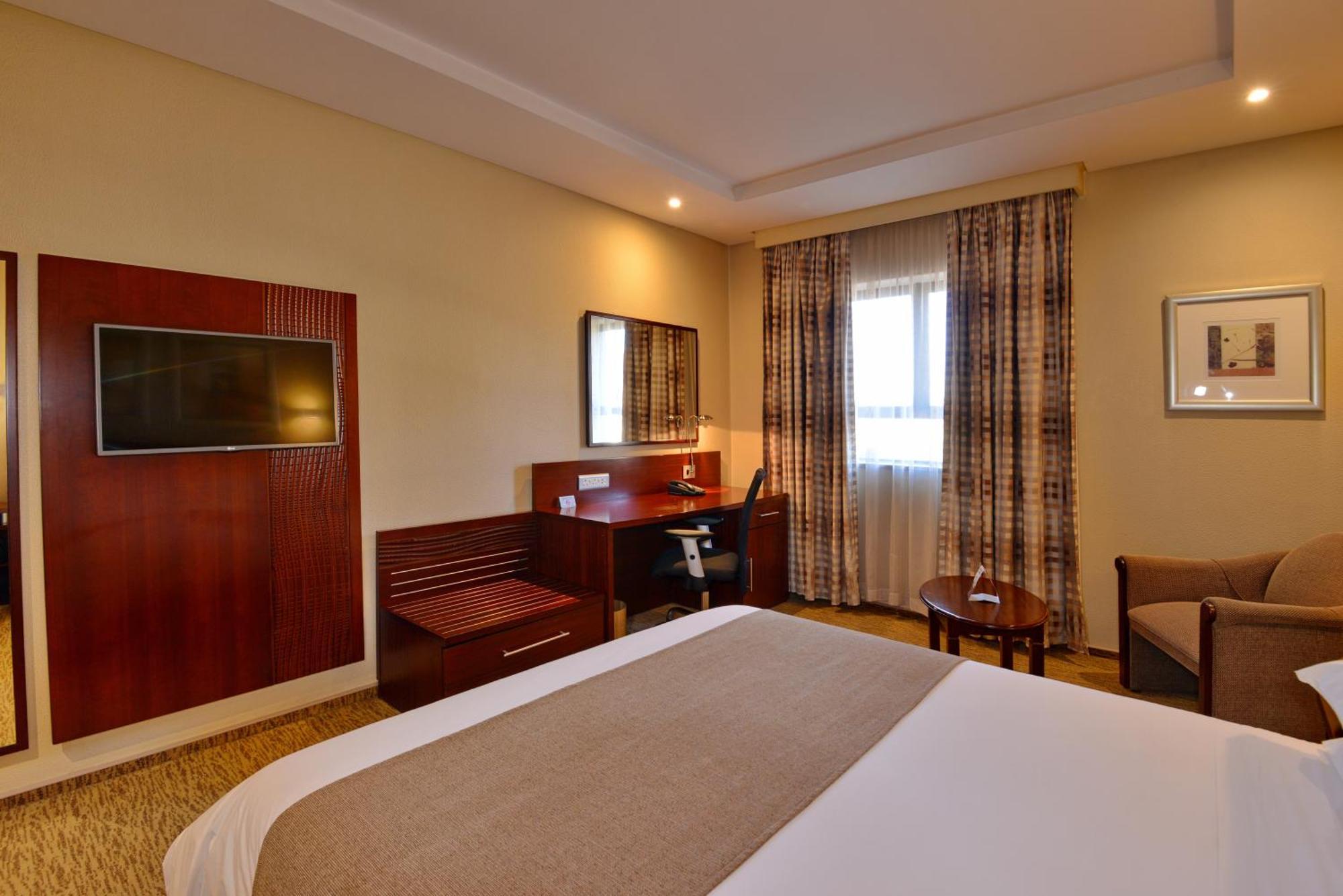 City Lodge Hotel Johannesburg Airport, Barbara Road Kempton Park Kültér fotó